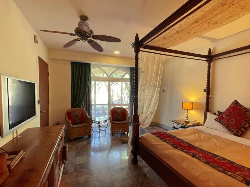 Swan Lake Villa Resort Nanwan Exterior foto