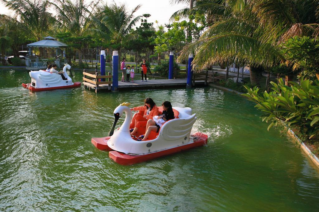 Swan Lake Villa Resort Nanwan Exterior foto
